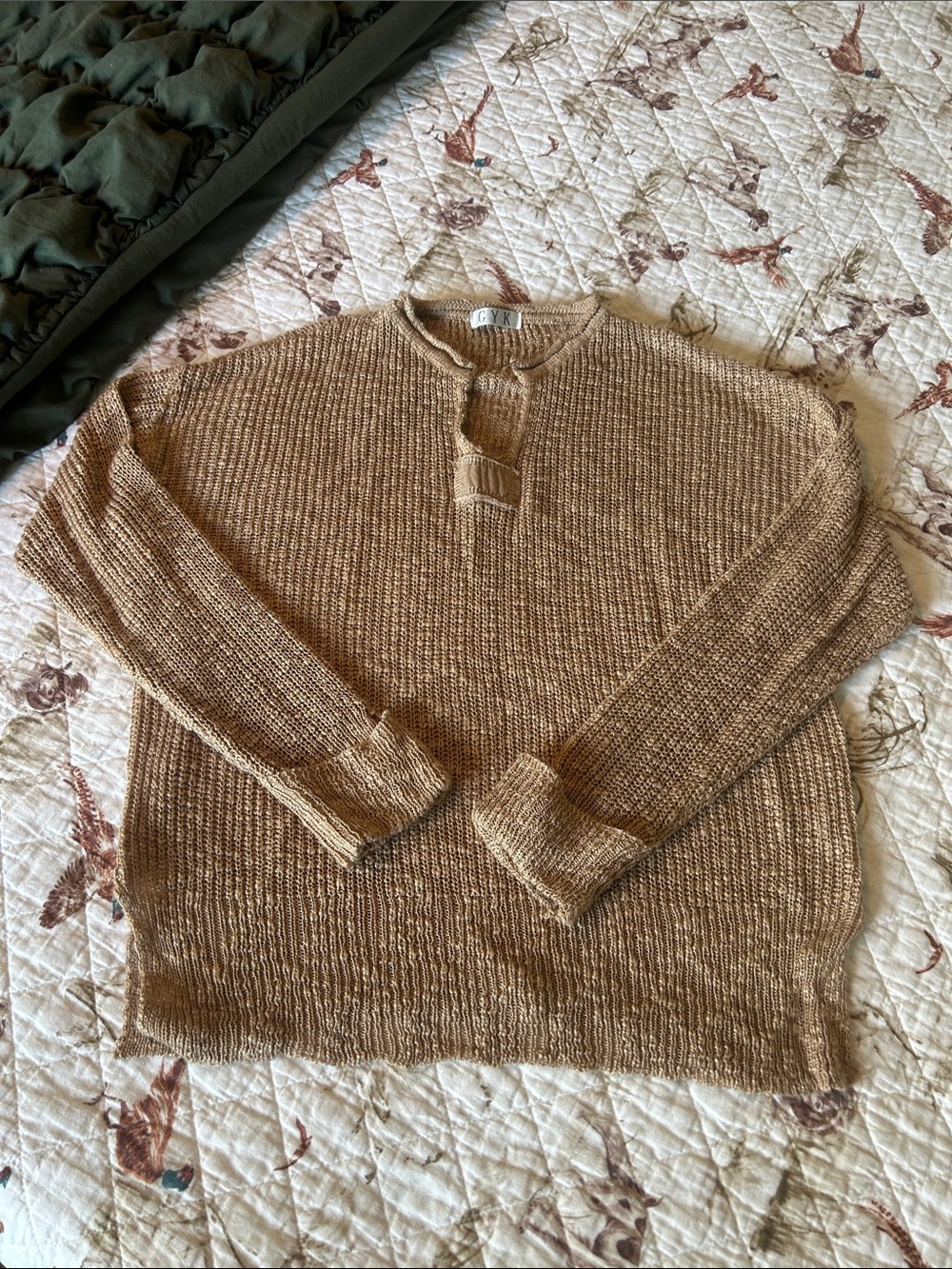 GK Lightweight Crewneck Sweater in Tan